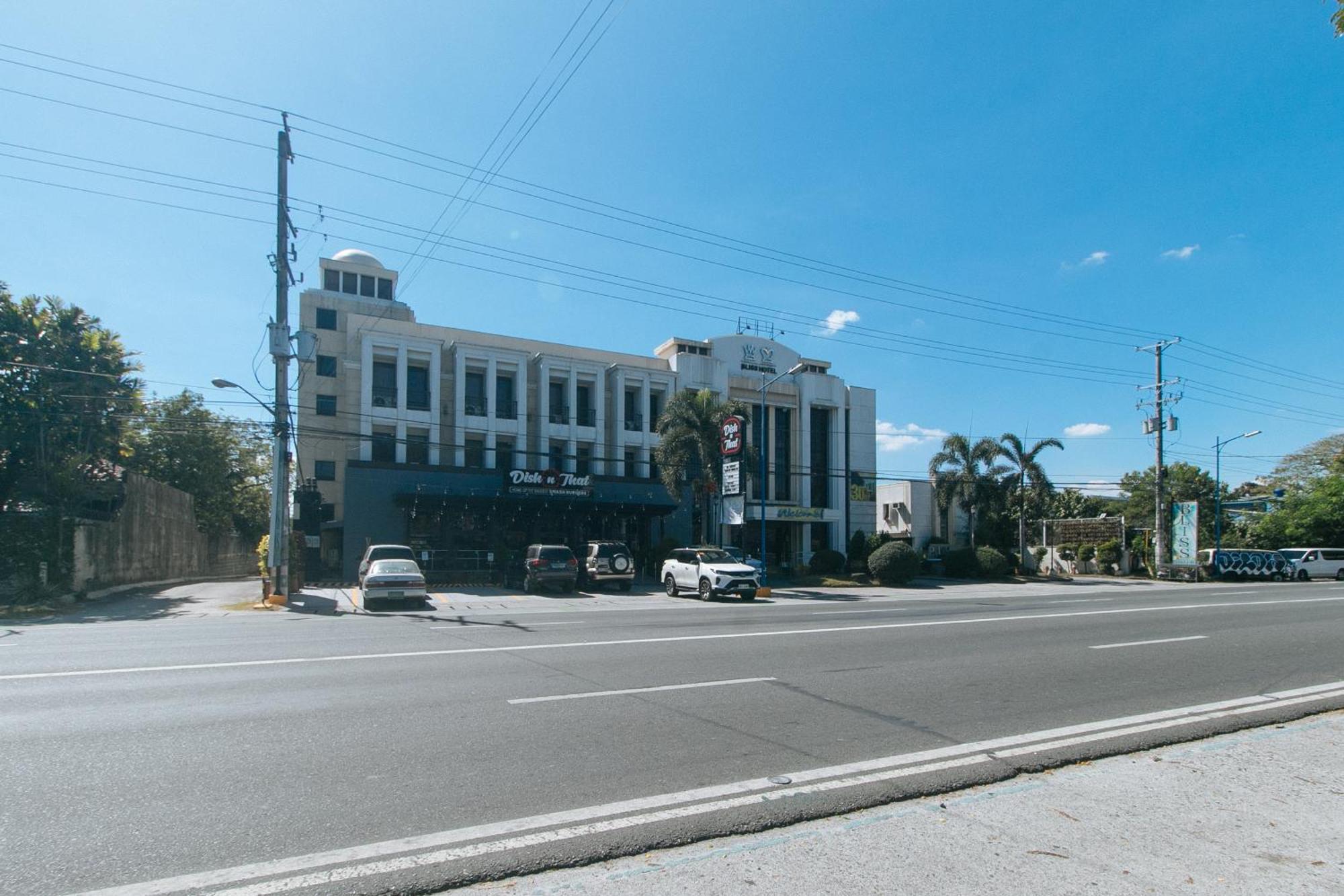 Capital O 176 Bliss Hotel San Fernando (Pampanga) Exterior foto